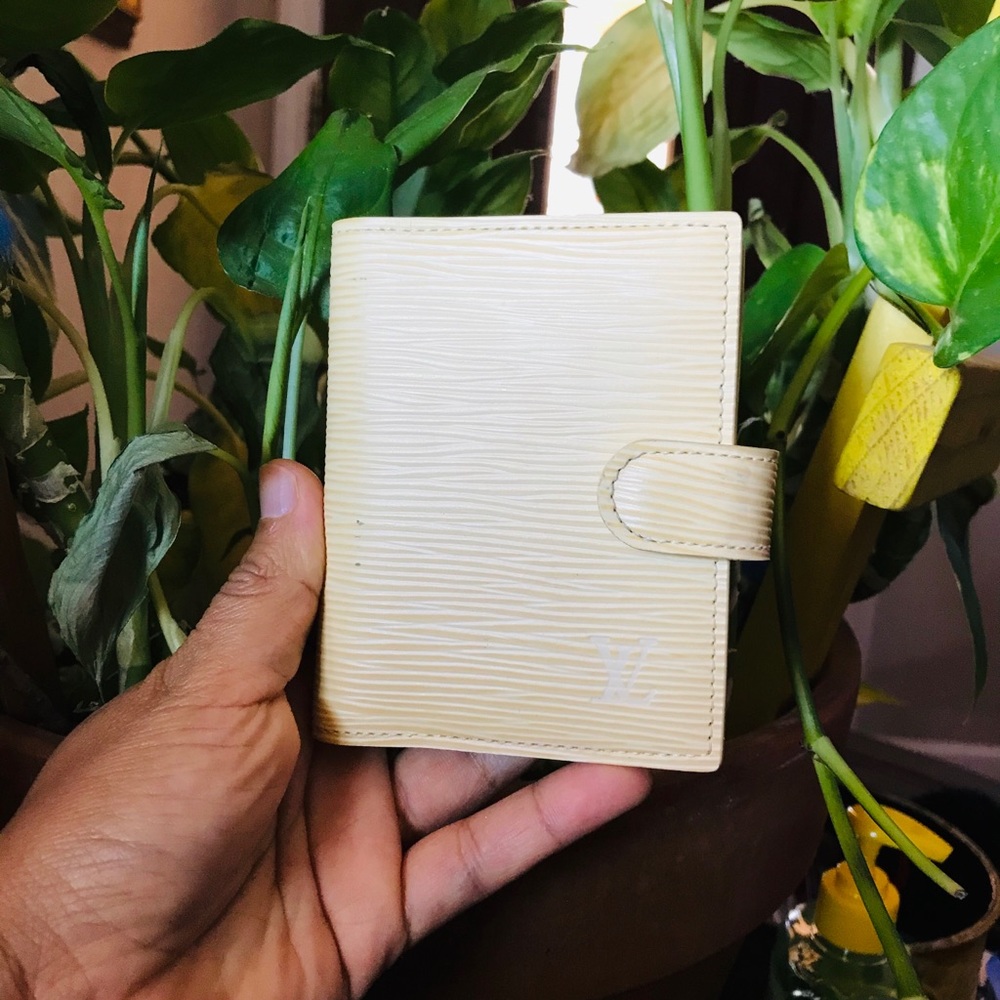 Louis Vuitton Pastel Yellow Epi Mini Agenda ❤️LAST PRICE❤️